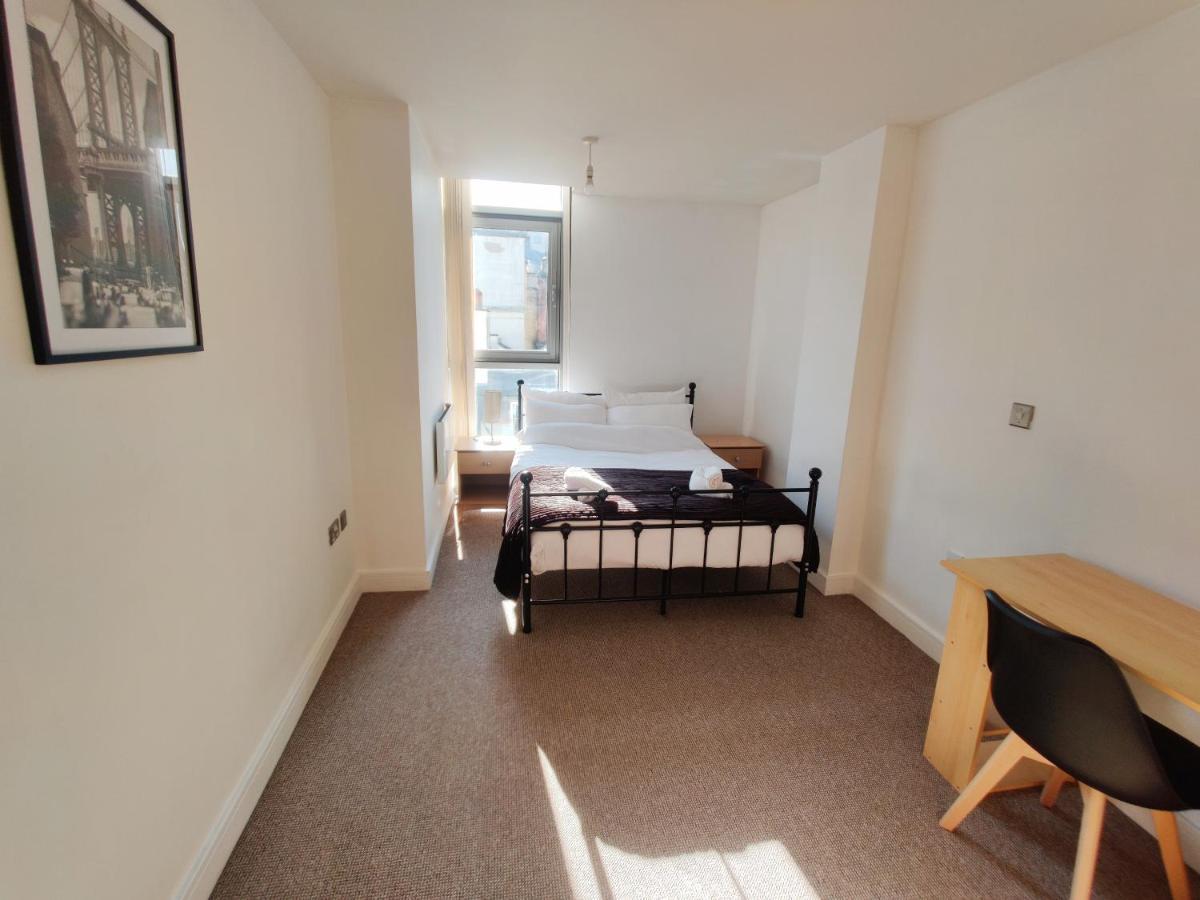 Birmingham Prime Location Stunning Apartment Floor-To-Ceiling Windows Exteriér fotografie