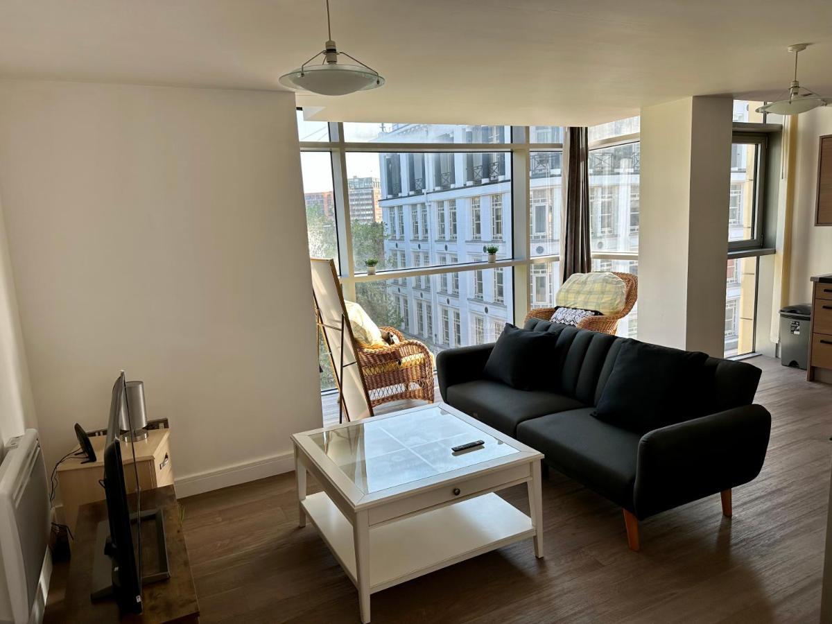 Birmingham Prime Location Stunning Apartment Floor-To-Ceiling Windows Exteriér fotografie